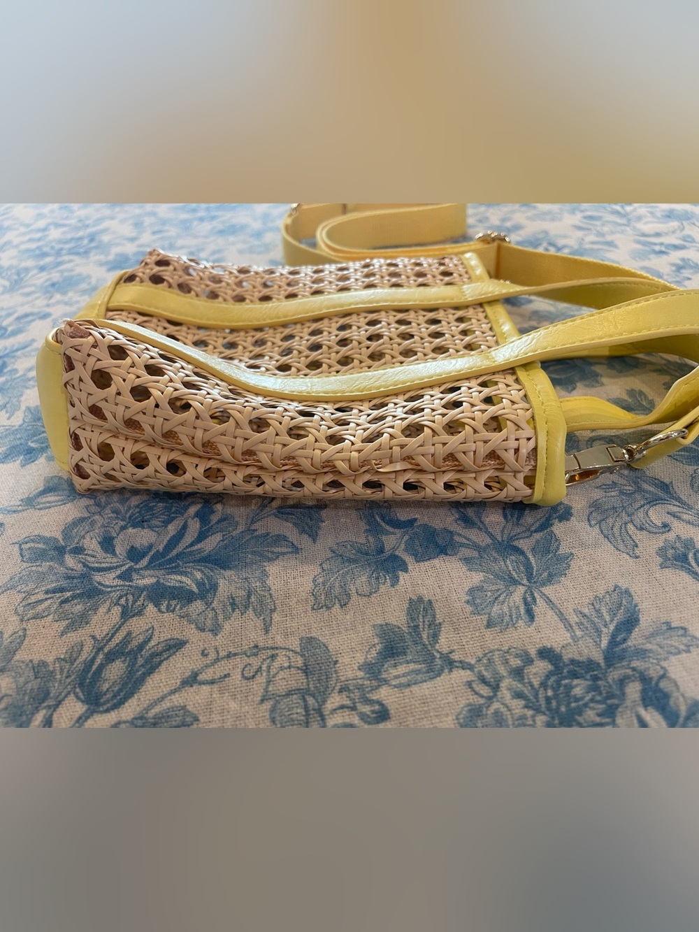 Target Yellow Woven Crossbody Tote Bag Straw Rattan Look Summer Coastal - Picture 5 of 10
